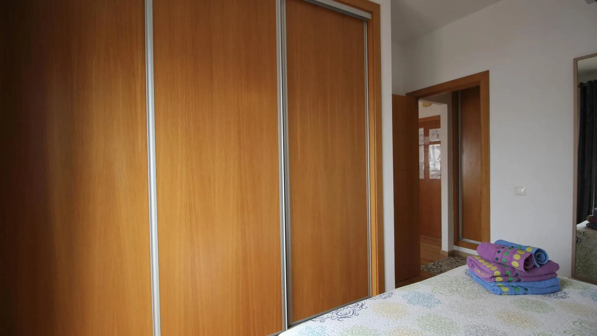 Barcelo 30, Terrace, Center, Garage On Request, Quite Neighborhood, Ba Apartment Malaga Spain